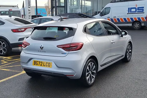 BG72LCO Renault Clio 1.6 E-TECH Hybrid 140 Iconic Edition 5dr Auto Thumbnail #23