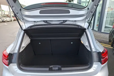 BG72LCO Renault Clio 1.6 E-TECH Hybrid 140 Iconic Edition 5dr Auto Thumbnail #20