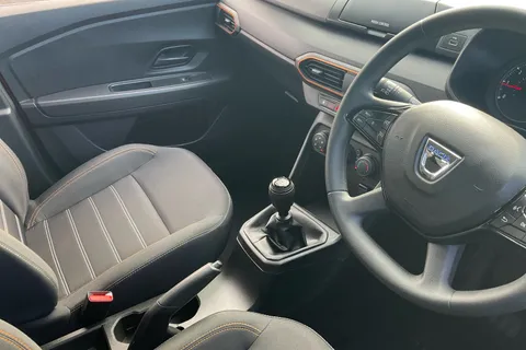 12 of 40 for Dacia Sandero Stepway 1.0 TCe Essential 5dr