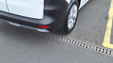 BD23DHN Renault Kangoo ML19 Blue dCi 95 Advance Van Thumbnail #26