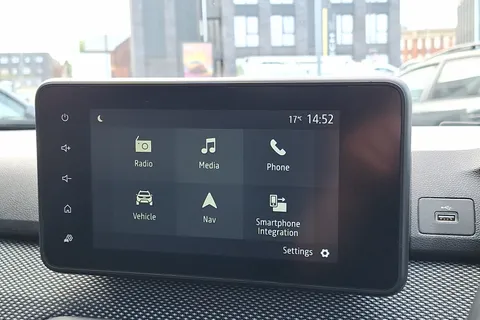 BL23FKH Dacia Sandero Stepway 1.0 TCe Journey 5dr Thumbnail #35