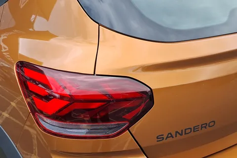 BL23FKH Dacia Sandero Stepway 1.0 TCe Journey 5dr Thumbnail #17