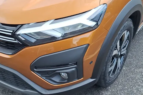 BL23FKH Dacia Sandero Stepway 1.0 TCe Journey 5dr Thumbnail #15