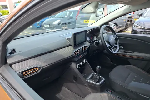 BL23FKH Dacia Sandero Stepway 1.0 TCe Journey 5dr Thumbnail #30