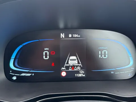 DL73EHG Hyundai i10 1.0 MPi Premium 5dr Auto Thumbnail #12