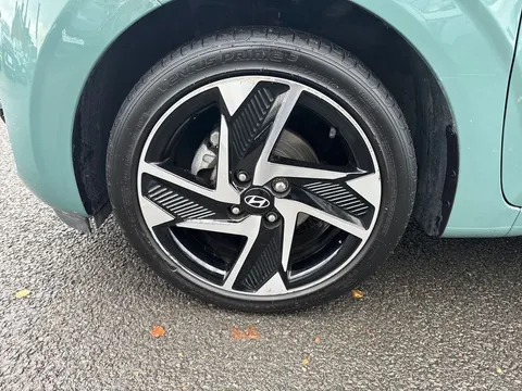 DL73EHG Hyundai i10 1.0 MPi Premium 5dr Auto Thumbnail #15