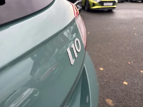 DL73EHG Hyundai i10 1.0 MPi Premium 5dr Auto Thumbnail #19