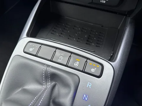 DL73EHG Hyundai i10 1.0 MPi Premium 5dr Auto Thumbnail #26