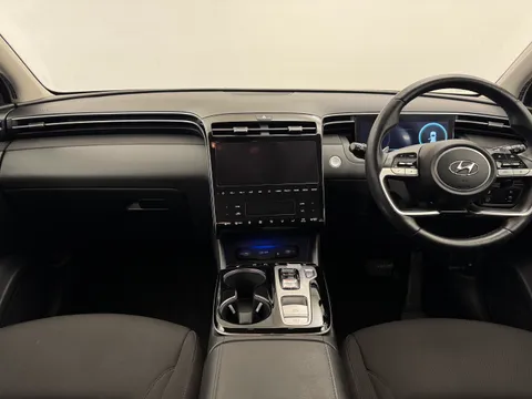 DN22EHF Hyundai Tucson 1.6 TGDi Hybrid 230 Premium 5dr 2WD Auto Thumbnail #2