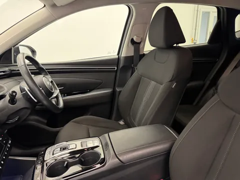 DN22EHF Hyundai Tucson 1.6 TGDi Hybrid 230 Premium 5dr 2WD Auto Thumbnail #13
