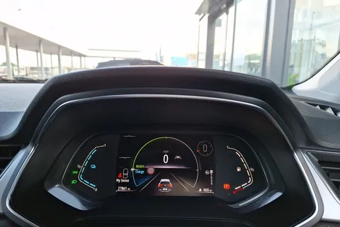 BK22FKF Renault Captur 1.6 E-TECH Hybrid 145 S Edition 5dr Auto Thumbnail #12