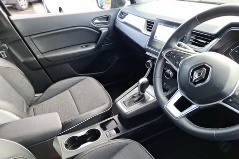 BK22FKF Renault Captur 1.6 E-TECH Hybrid 145 S Edition 5dr Auto Thumbnail #13