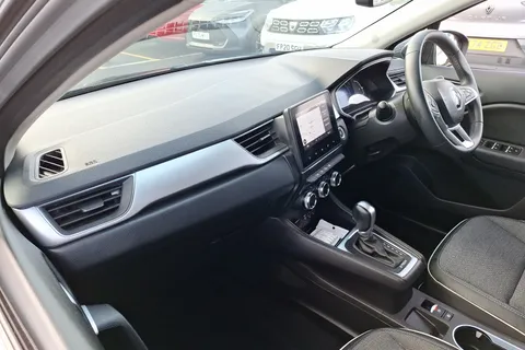 BK22FKF Renault Captur 1.6 E-TECH Hybrid 145 S Edition 5dr Auto Thumbnail #17