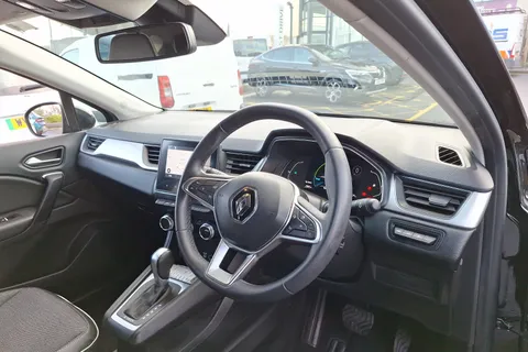 BK22FKF Renault Captur 1.6 E-TECH Hybrid 145 S Edition 5dr Auto Thumbnail #27