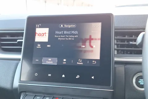 BK22FKF Renault Captur 1.6 E-TECH Hybrid 145 S Edition 5dr Auto Thumbnail #37