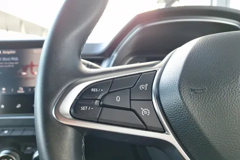 BK22FKF Renault Captur 1.6 E-TECH Hybrid 145 S Edition 5dr Auto Thumbnail #40