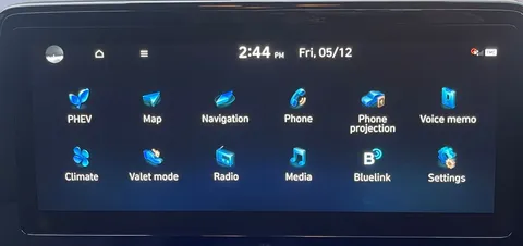 FX69XSV Hyundai Ioniq 1.6 GDi Plug-in Hybrid Premium SE 5dr DCT Thumbnail #15