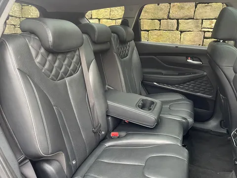 LF72RZA Hyundai Santa Fe 1.6 TGDi Hybrid Ultimate 5dr Auto Thumbnail #10