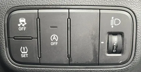 ML24RYY Hyundai i20 1.0T GDi 48V MHD SE Connect 5dr Thumbnail #20