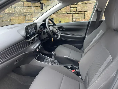 ML24RYY Hyundai i20 1.0T GDi 48V MHD SE Connect 5dr Thumbnail #23