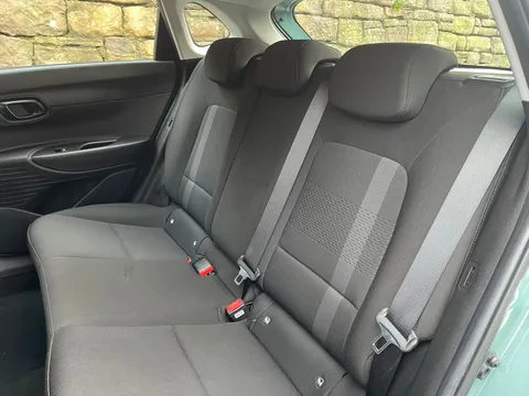 ML24RYY Hyundai i20 1.0T GDi 48V MHD SE Connect 5dr Thumbnail #24