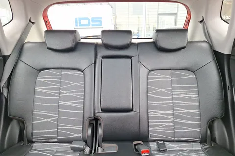 ML67KGY Kia Venga 1.6 4 5dr Auto [6] Thumbnail #11