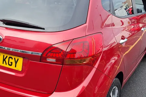 ML67KGY Kia Venga 1.6 4 5dr Auto [6] Thumbnail #18