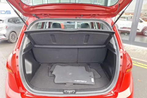 ML67KGY Kia Venga 1.6 4 5dr Auto [6] Thumbnail #20