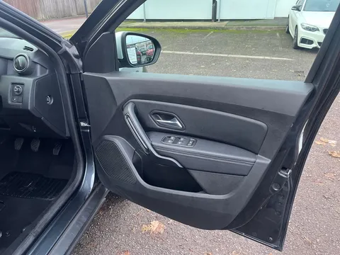 BJ22KWE Dacia Duster 1.3 TCe 130 Prestige 5dr Thumbnail #15