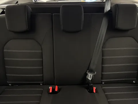 16 of 31 for Dacia Duster 1.0 TCe 100 Bi-Fuel Comfort 5dr