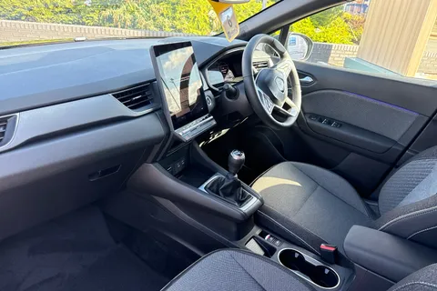 BN74XDH Renault Captur 1.0 TCE 90 Techno 5dr Thumbnail #20