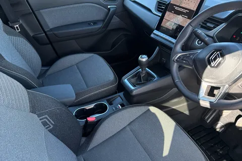 BN74XDH Renault Captur 1.0 TCE 90 Techno 5dr Thumbnail #21