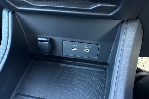 BN74XDH Renault Captur 1.0 TCE 90 Techno 5dr Thumbnail #26