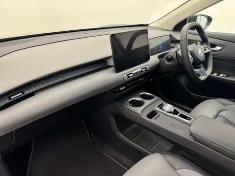 DU75ZFA Mg Motor Uk MGS5 170kW Trophy EV Long Range 64kWh 5dr Auto Thumbnail #11