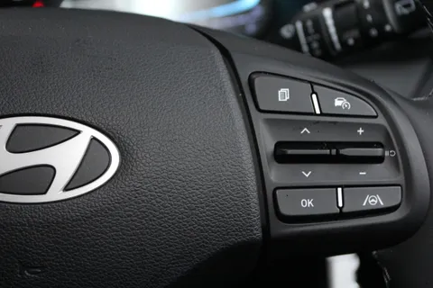 DG75AXV Hyundai i10 1.0 [63] Advance 5dr [Nav] Thumbnail #19