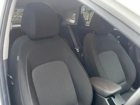 22 of 35 for Hyundai Kona 1.0 TGDi 48V MHEV Premium 5dr ⭐HEATED SEATS⭐CARPLAY⭐SENSORS⭐