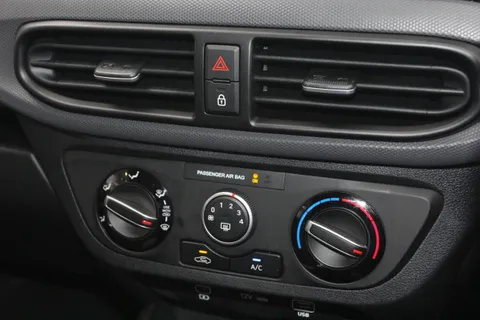 DG75AZV Hyundai i10 1.0 [63] Advance 5dr [Nav] Thumbnail #24