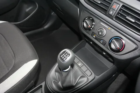 DC75ACJ Hyundai i10 1.0 [63] Advance 5dr [Nav] Thumbnail #22