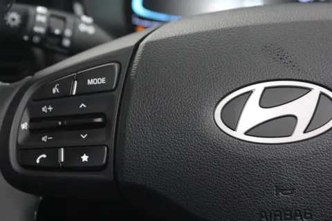 DG75AYO Hyundai i10 1.0 [63] Advance 5dr [Nav] Thumbnail #18