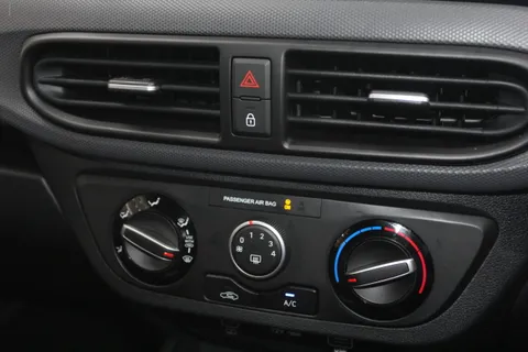 DG75AWU Hyundai i10 1.0 [63] Advance 5dr Auto [Nav] Thumbnail #23