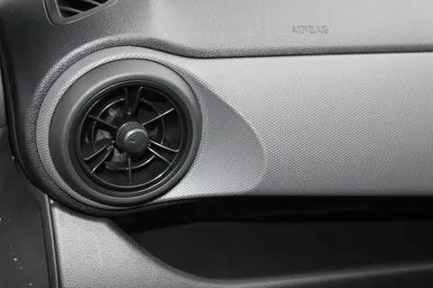 DC75AEL Hyundai i10 1.0 [63] Advance 5dr [Nav] Thumbnail #9