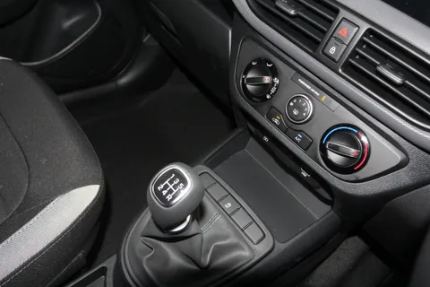 DC75AEL Hyundai i10 1.0 [63] Advance 5dr [Nav] Thumbnail #23