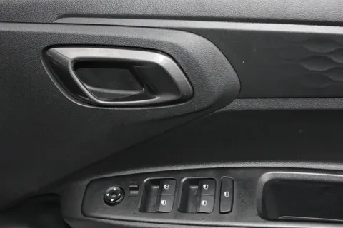 DC75AEB Hyundai i10 1.2 [79] Advance 5dr Auto [Nav] Thumbnail #16