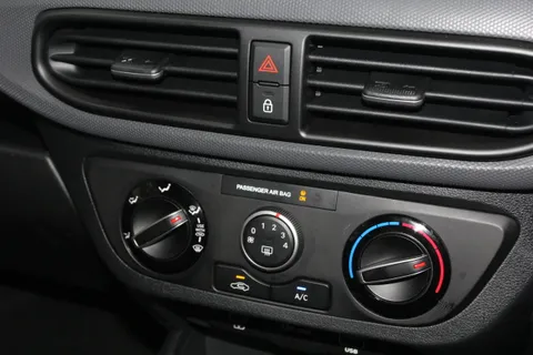 DC75AEB Hyundai i10 1.2 [79] Advance 5dr Auto [Nav] Thumbnail #25