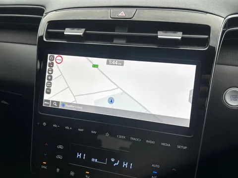 EG21AVJ Hyundai Tucson 1.6 TGDi Premium 5dr 2WD Thumbnail #17