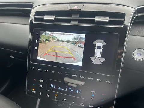 EG21AVJ Hyundai Tucson 1.6 TGDi Premium 5dr 2WD Thumbnail #18