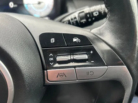 EG21AVJ Hyundai Tucson 1.6 TGDi Premium 5dr 2WD Thumbnail #23