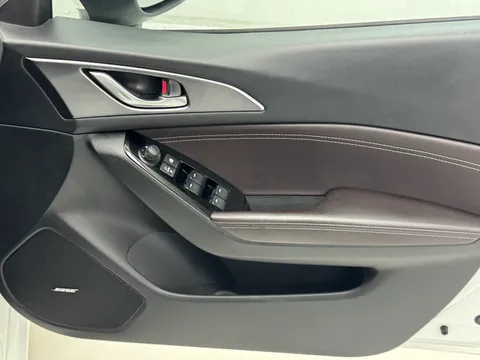 DY19YMU Mazda Mazda3 2.0 Sport Nav 5dr Thumbnail #20