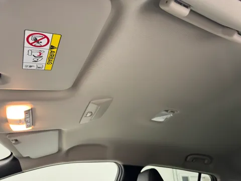 16 of 36 for Nissan LEAF 110kW N-Connecta 39kWh 5dr Auto