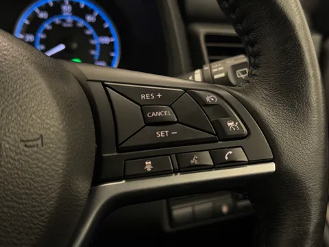 22 of 36 for Nissan LEAF 110kW N-Connecta 39kWh 5dr Auto